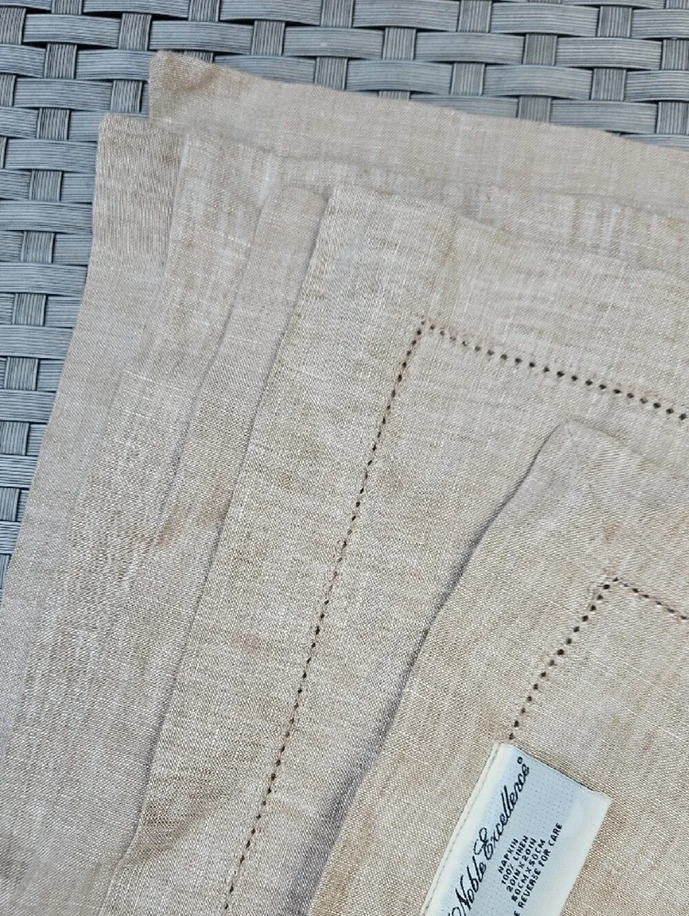 New  Noble Excellence Luxury  Set Of 6  Hemstitch Linen Dinner Napkins